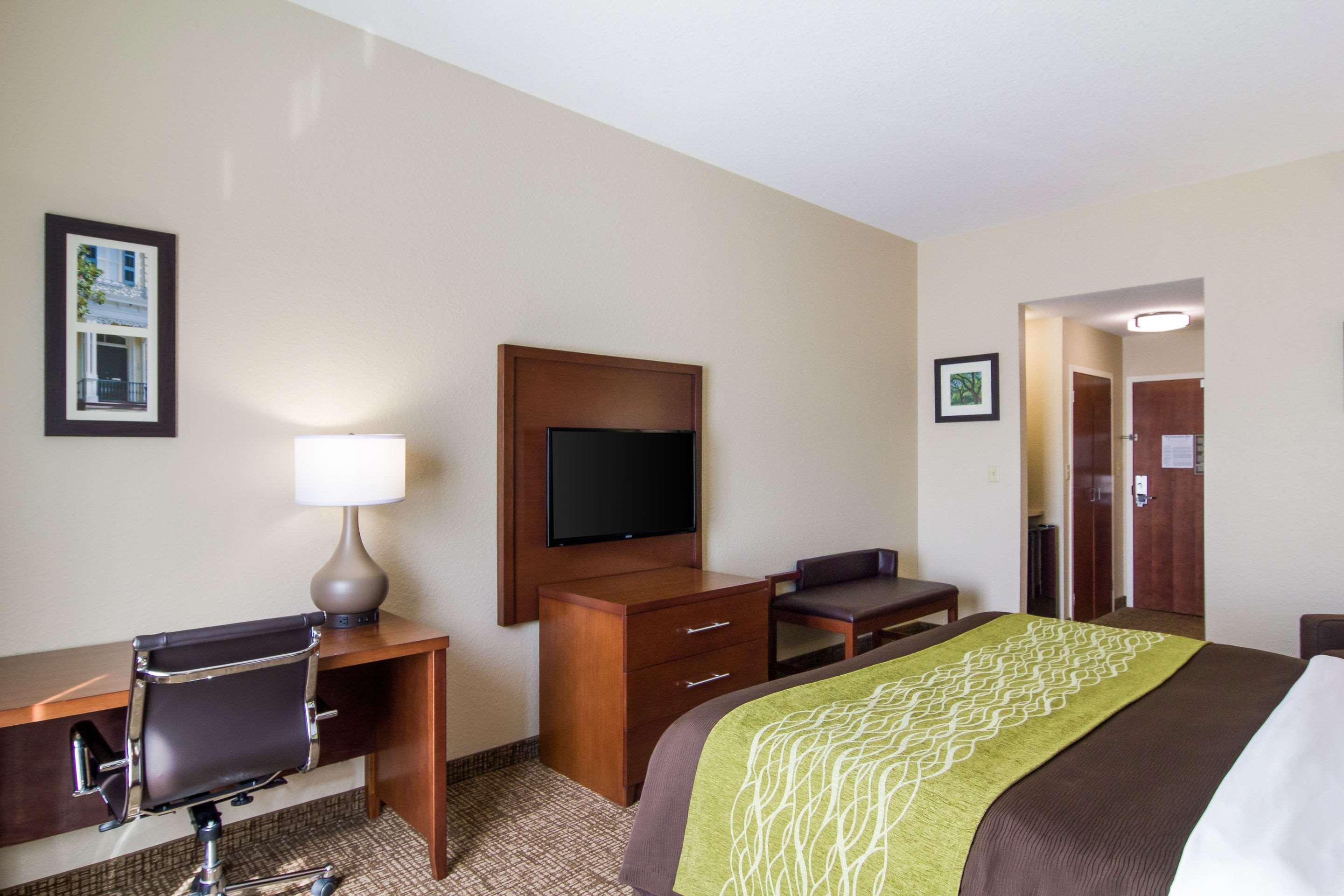 Comfort Inn Blackshear Hwy 84 Exterior photo